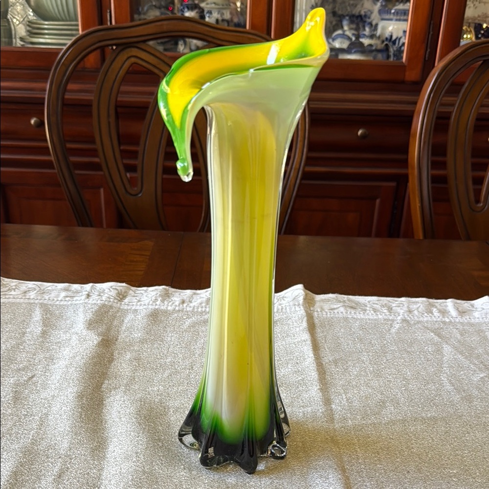 VTG ca 1960’s Jack in the Pulpit Calla Lilly art glass vase green yellow 11.75”